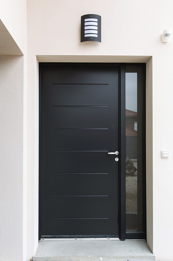 Minimalist Aluminum Armored Pivot Door